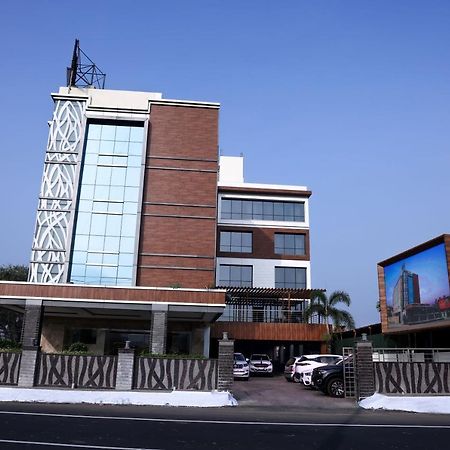 Anukulas Residency - Vellore Bagian luar foto